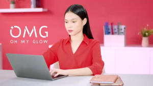 OMG OH MY GLOW Peach Glowing Serum 20 ml - Serum Pencerah untuk Kulit Sehat & Glowing