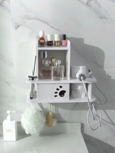 ชั้นวางของแบบแขวนติดผนัง ชั้นเก็บเครื่องเป่าผมในห้องน้ําสไตล์มินิมอล ชั้นวางของติดผนัง