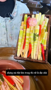 1kg Măng Trúc Non Giòn Nguyên Con Ngâm Giấm Gạo Tỏi Ớt Cay Ngon Thơm Tuyệt Vời- VỰA KHÔ NÀNG TIÊN