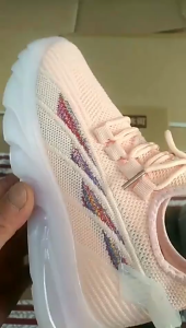 Korean style rubber shoes for women flying woven sports shoes jelly sole shock absorbing shoes for girls