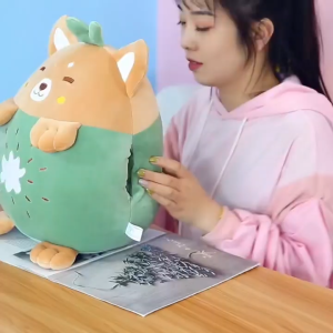 Bantal selimut boneka karakter ukuran 110x160cm/Balmut selimut karakter buah bahan lembut dan nyaman