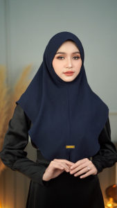 ผ้าคลุมสวมสำเร็จ ฮิญาบ ทรงหน้าสวยมีคาง ติดป้ายแบรนด์waris ผ้าคลุมกุ๊กไก่ ใส่ได้ทุกวันHM25วาริสมุสลิม