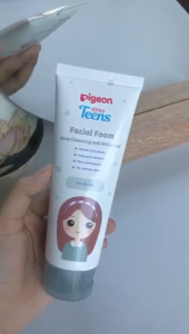 PIGEON TEENS FACIAL FOAM DEEP CLEANSING & OIL CONTROL 100ml | Kulit Berminyak | Charcoal | Sabun Cuci Muka Remaja | Pembersih Muka Remaja