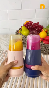 CYPRUZ USB Blender Portable BR-0370 Mini Rechargeable Kapasitas 0.7 L