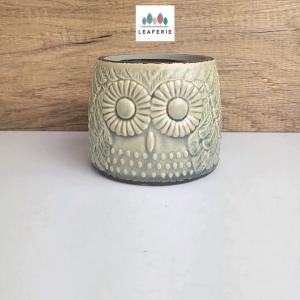 The Leaferie Buho Flowerpot . flowerpots . flower pot . plant pots . planter . planters . Ceramic . Plants