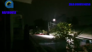 Đèn-Pha-năng-Lượng-Mặt-Trời-jidian-1000WĐèn-jd-81000L-1000wđèn-pha-mặt-trời-1000w.