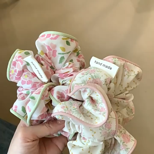Ikat Rambut Scrunchie Bunga Wanita Kunciran Besar Cepol Jumbo Aksesoris Rambut