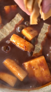 Mujigae by Wonhae Topokki Spicy With Fish Cake 195 gr