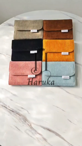 Dompet Wanita Sakura Corduroy: Fungsi & Estetika