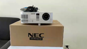 Proyektor NEC VE280X