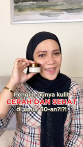 Amura HydraGlow Pro-Age Day Cream Wajah 3X Ceramide untuk Kulit Dewasa