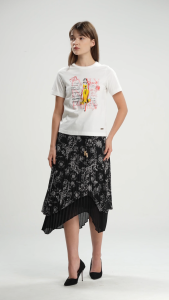 Minimal x Emily in Paris - Margot Tshirt Wanita - Lengan Pendek - Warna White / Putih