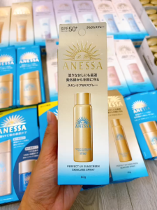 Xịt Chống Nắng Anessa Perfect UV Sunscreen SPF50+ PA++++ Dưỡng Da Đa Năng 60g (Mới)