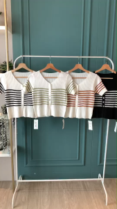 BL20947 Middle Striped Slit Knit Top