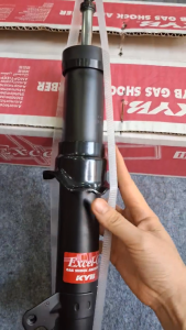[GIÁ 1 CẶP] Phuộc Trước Mazda 6 2003-2005 (Xe Lắp Ráp Trong Nước) Thương Hiệu KYB 341332/341333