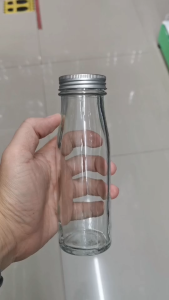 ขวดแก้ว 7 ออนซ์ + ฝาเกลียว  ปาก 4 ซม. สูง 15.8 ซม.