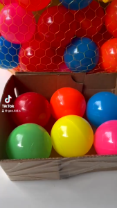 Combo 100 Bóng Nhựa Mềm Cho Bé Hàng Việt Nam Nhà Banh Size To 5.5cm 7.5cm Đồ Chơi Trẻ Em - Toy Land