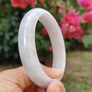 Light Lavender Natural Type A Jadeite Jade crafted with shape of Peace Bracelet Bangle certificate weigh 60.17 grams measurement 14.1 * 8 mm Wrist size 57.5 mm (bangle5)