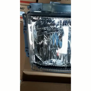 Headlamp / Lampu Depan Isuzu Giga / NMR 71