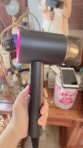 Máy Sấy Tóc Weilaiya 1800W Điều Chỉnh Nhiệt Độ Thông Minh Giúp Mái Tóc Mềm Mượt Bồng Bềnh