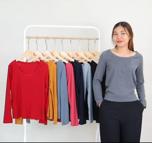 t512# เสื้อยืด คอกลม แขนยาว ผ้าร่องเล็ก เนื้อผ้านิ่ม ดีไซน์ทรงเข้ารูป ใส่แล้วเพรียว