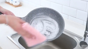 Quick-Dry Super Absorbent Microfiber Kitchen Towels Plaid/Batik Design 200 GSM Hanging Kitchen Rags for Home and Car Cleaning