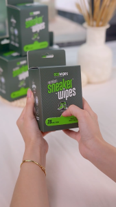 (HÀNG CÔNG TY) Khăn ướt lau giày thể thao EcoWipes tạo bọt tự tan làm sạch hiệu quả nhanh chóng