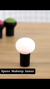 Spons Make Up Jamur Sponge Gagang Beauty Blender