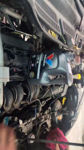 Valvoline Dầu nhớt Mỹ nhập khẩu cao cấp - Dầu nhớt bán tổng hợp động cơ xăng - Durablend 10W40 Synthetic.Tiêu chuẩn:API SP SN Plus Xuất xứ: Singapore Bao bì: 4 lít