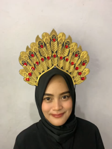 Renda Bordir Siger Plus Spon Dan Payet Diamond Aksesoris Tari Motif Bulu Merak