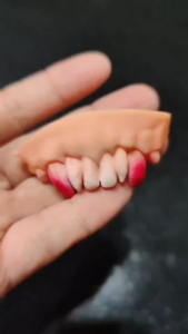 1 ชิ้น ฟันยางแฟนซี ฟันยาง ฟันปลอม ฟันแก้วหน้าม้า ฟันเหยิน ฟันกระต่าย ฟันแวมไพร์ ของเล่นตลก ของเล่นแกล้งคน funny fake teeth m24