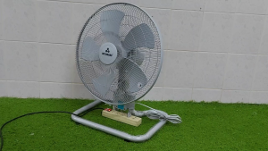 พัดลมอุตสาหกรรม HATARI มิตซูมารุ LS ตั้งพื้นขากลม พัดลมโรงงาน