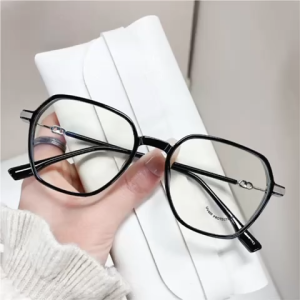 Kacamata Photocromic Minus Antiradiasi Wanita 30182 Frame Gradasi Bling Optik