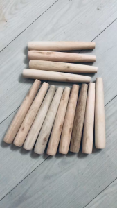 Cán gỗ khuôn bánh xèo Bình Định dài 17cm có thể dùng để thay thế cán cũ  hư hoặc để cán bột