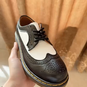 English Yellow Line Glossy Leather Black Mens and Womens Brogues Single Shoes Adrian Dr. Martens