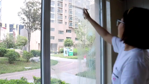 ✅500ml น้ำยาทำความสะอาดกระจกสำหรับบ้านที่มีความสามารถในการลบคราบสกปรกอย่างมีประสิทธิภาพและลบคราบน้ำในห้องน้ สะอาดรวดเร็ว สดใสยาวนาน ทำความสะอาดกระจกทุกชนิด น้ำยาขจัดคราบปูน น้ำยาล้างคราบหินปูน น้ำยาเช็ดคราบกระจก น้ำยาล้างกระจก glass cleaner