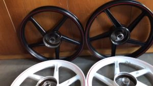 BÁN LẺ 1 CÁI MÂM-VÀNH ĐÚC TRƯỚC HOẶC SAU 5 HAY 6 CÂY THẲNG SÀI ĐÙM NHỎ DREAM THÁI RÁP LÊN ZIN THEO XE(1 CÁI)