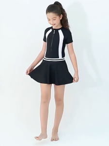 ชุดว่ายน้ําเด็กผู้หญิง