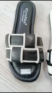 Sandal Flat Wanita VT-21: Sandal Ketupat Wanita Viral dengan Desain Elegan