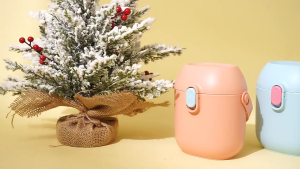 กล่องเก็บนมผงสุญญากาศ เป็นกระปุกใส่นมผง พกพา ที่เก็บช้อนท ราคาล่วงซึ่งถูกสร้างขึ้นกับกระปุก