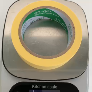 1 Cuộn băng keo giấy màu vàng rộng 3.5cm dài 28 mét lõi giấy 3mm - Shop Út Lớn