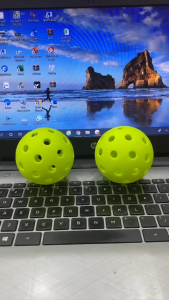 Bóng Pickleball Ngoài Trời Bóng Pickleball 40 Lỗ Phù Hợp Với Đánh Tập và Thi Đấu
