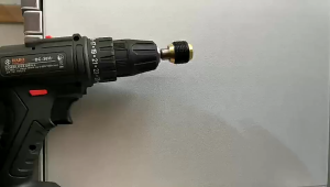 Adaptor mata Bor /Quick Change Chuck Heksagonal 60mm Pos Yang Diperluas 1 / 4 \"Bits Nut Driver Konverter Cepat Pop-Up