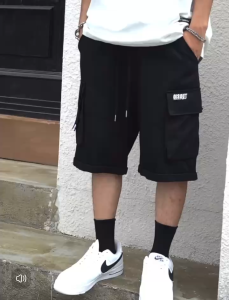 กางเกงขาสั้นผู้ชาย กางเกงขาสั้นลำลอง เอวยางยืด เหนือเข่า มีกระเป๋า เชือรูด