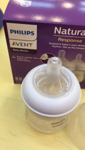 Avent philips botol susu milk bottle natural response 125ml 260ml white 260ml motif