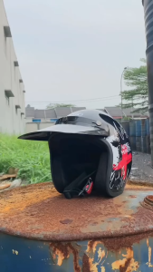 HELM BOGO DEWASA SNI MOTIF SIMPLE HITAM DOFF PUTIH