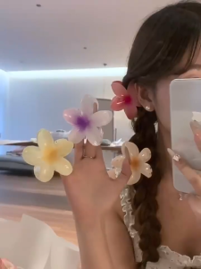 Jepitan Rambut Cantik Model Bunga Kamboja Bali Flower Hair Clip Korean Style Aesthetic
