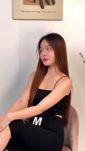 เลกกิ้งผู้หญิง ผ้าดีใส่สบายมาก กางเกงโยคะ ผ้านิ่มใส่สบาย ผ้ายืดตามตัว กางเกงเลกกิ้ง 5 ส่วน สีดำ เลกกิ้งออกกำลังกาย K566