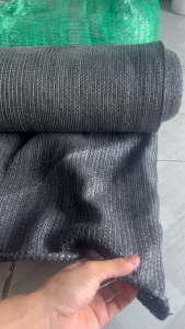 ( Khổ 2m x dài 1m ) Lưới che nắng Thái Lan 69% màu xanh / màu đen xanh bán theo mét dài