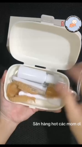 Bộ dụng cụ vệ sinh bình sữa 5 chi tiết kèm hộp đựng cọ rửa bình sữa cho bé tiện lợi Happy Store